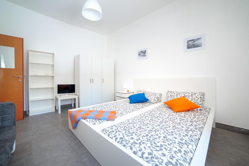 Ponte Tiberio Apartment ริมินี ภายนอก รูปภาพ