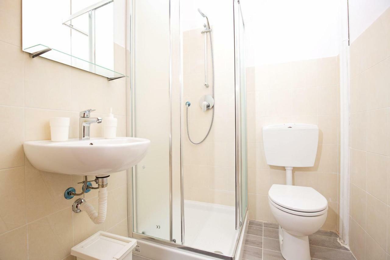 Ponte Tiberio Apartment ริมินี ภายนอก รูปภาพ